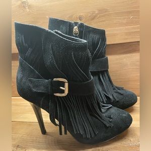 GUESS Black Fringe Boots Heels Size 7.5